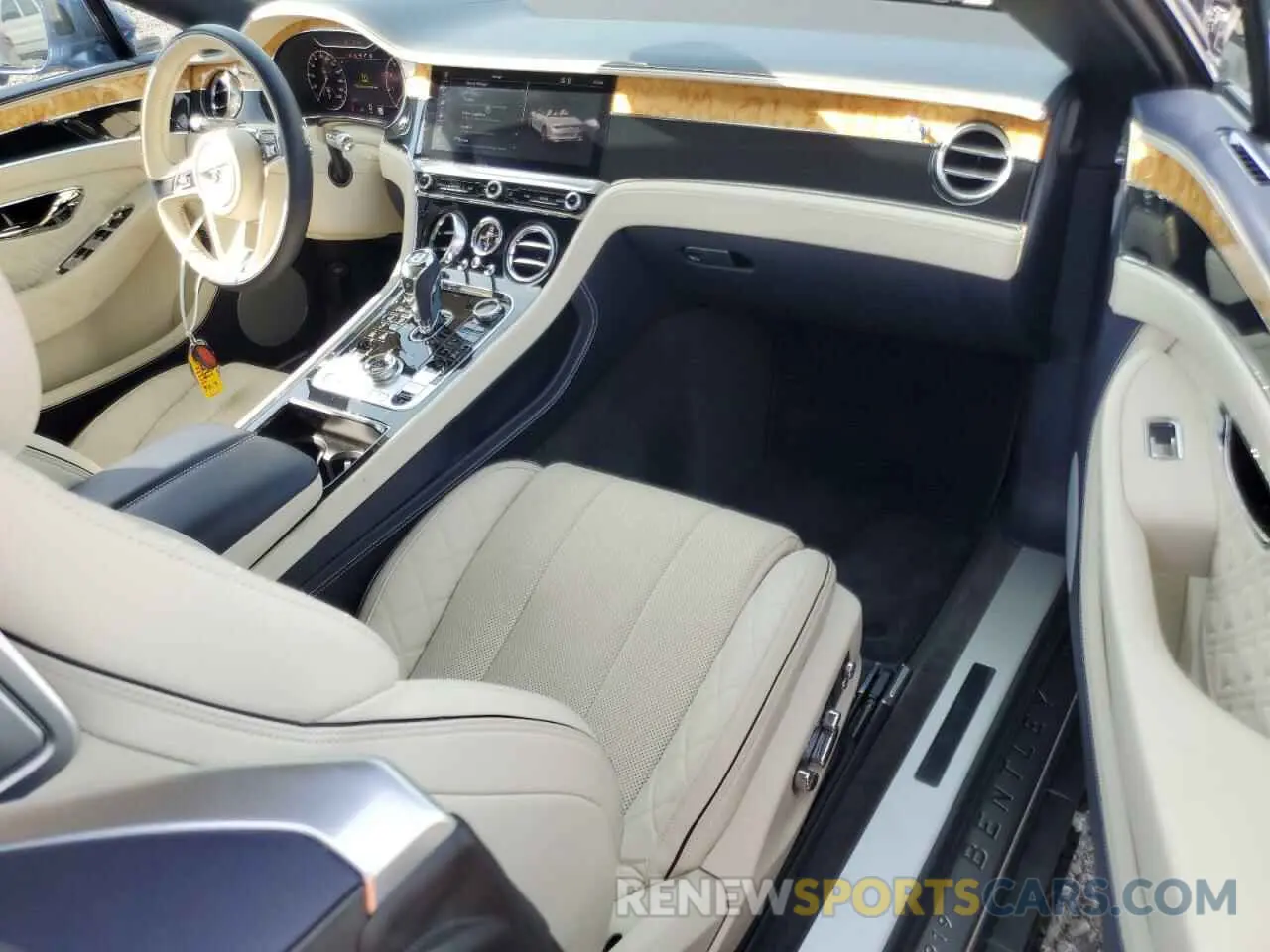 8 Photograph of a damaged car SCBDG4ZG4LC076296 BENTLEY CONTINENTA 2020