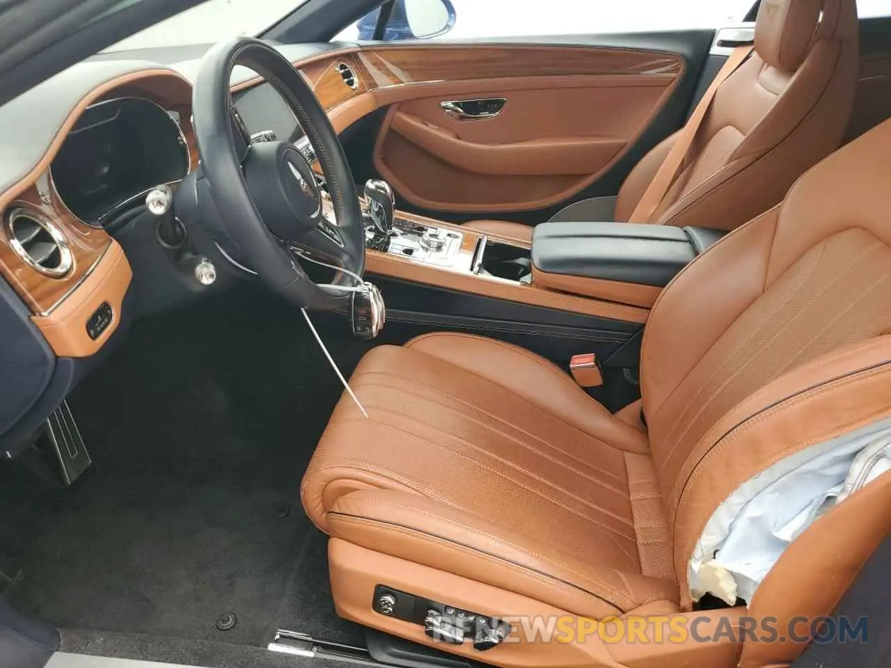 7 Photograph of a damaged car SCBCG2ZG1MC087046 BENTLEY CONTINENTA 2021