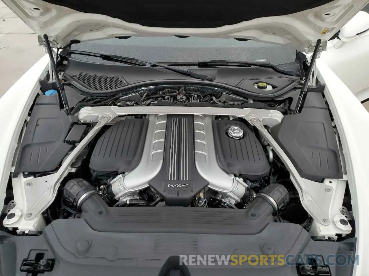 11 Photograph of a damaged car SCBDT4ZG5NC091467 BENTLEY CONTINENTA 2022