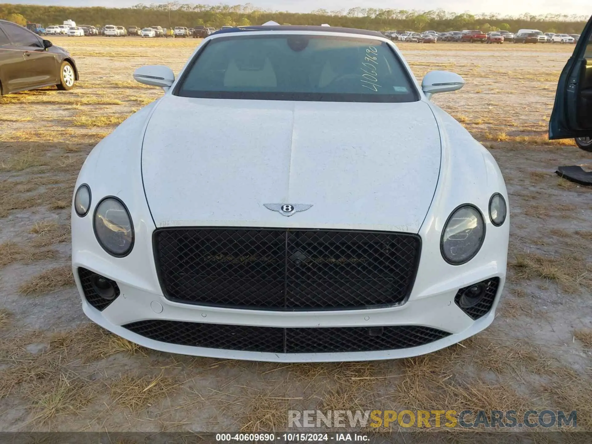 6 Photograph of a damaged car SCBDG4ZG6NC002140 BENTLEY CONTINENTAL GT 2022
