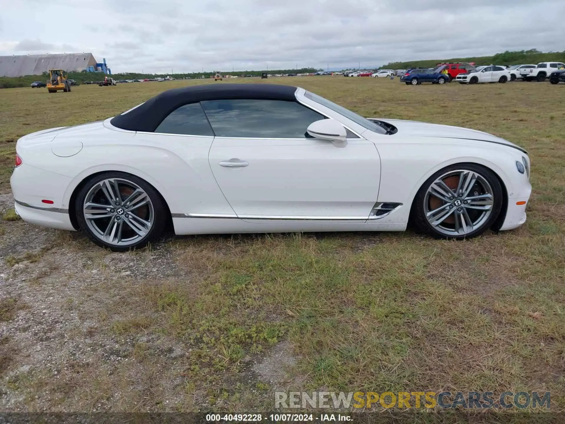 13 Photograph of a damaged car SCBDG4ZG7PC007222 BENTLEY CONTINENTAL GT 2023