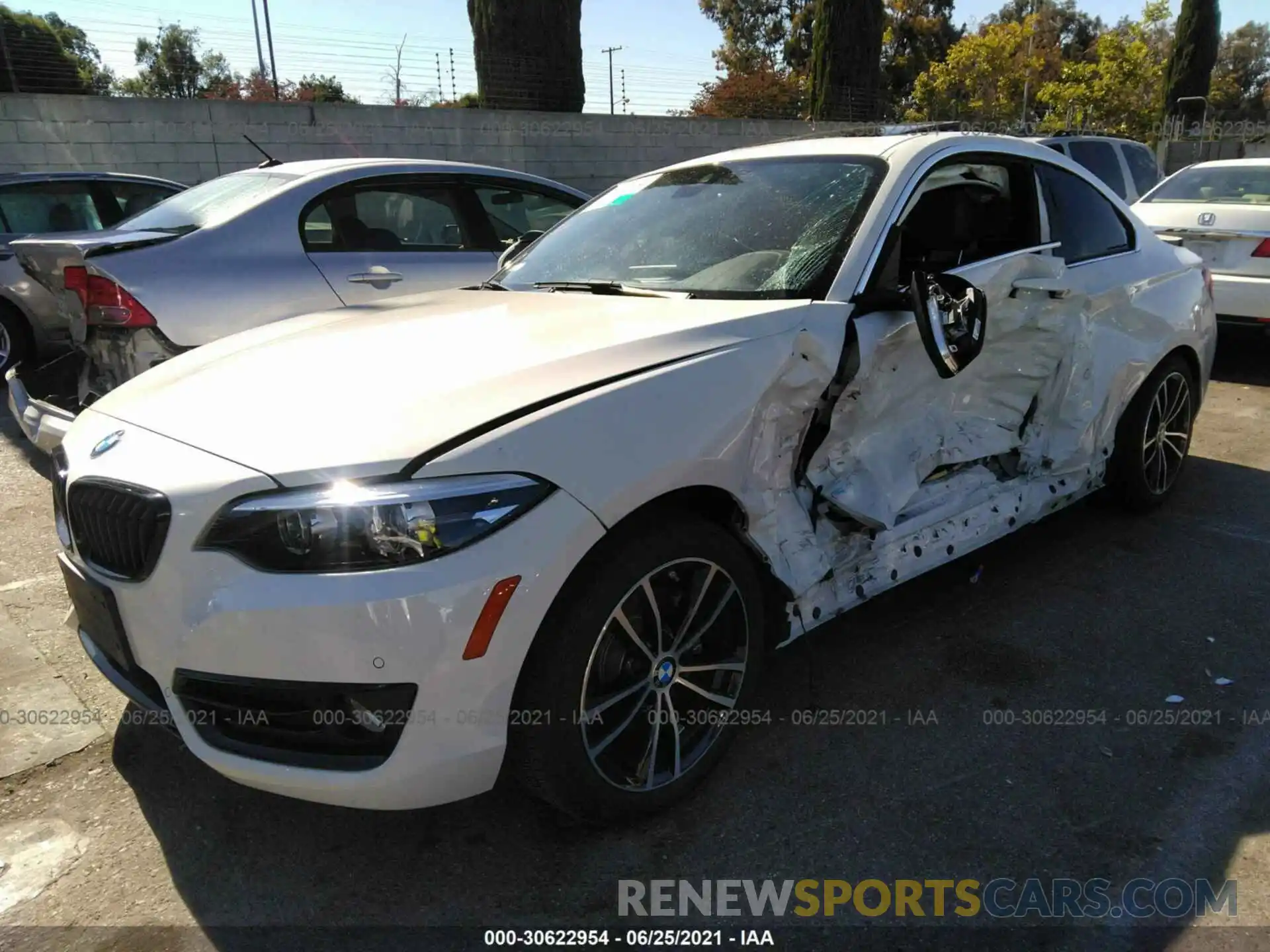 2 Photograph of a damaged car WBA2J1C06L7E58998 BMW 2 SERIES 2020