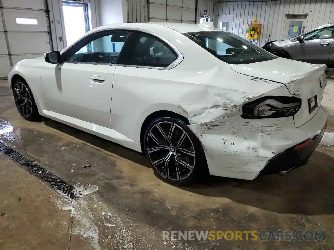 2 Photograph of a damaged car 3MW23CM00N8C68052 BMW 2 SERIES 2022