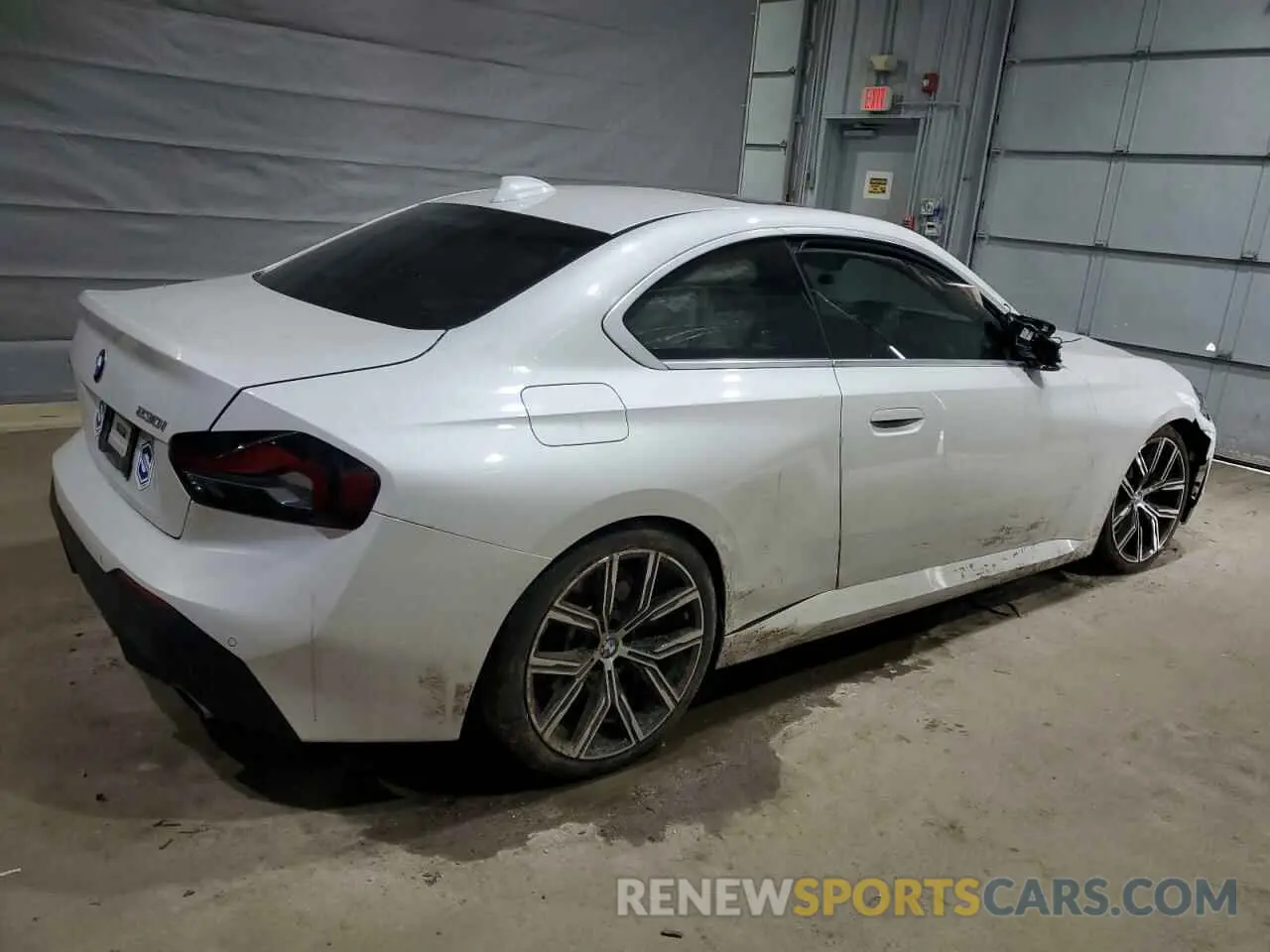 3 Photograph of a damaged car 3MW23CM03N8C55084 BMW 2 SERIES 2022