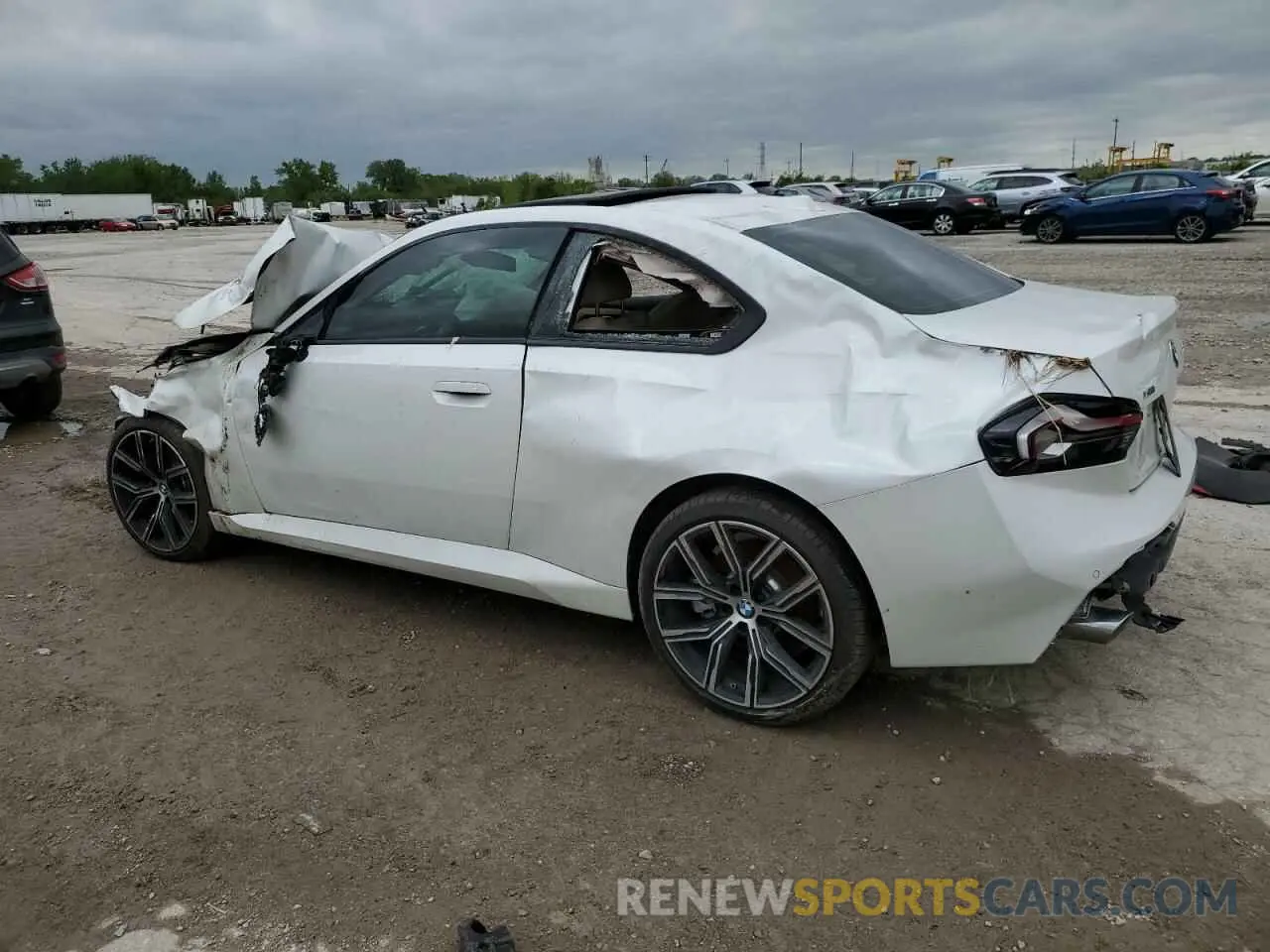 2 Photograph of a damaged car 3MW33CM02P8D50632 BMW 2 SERIES 2023