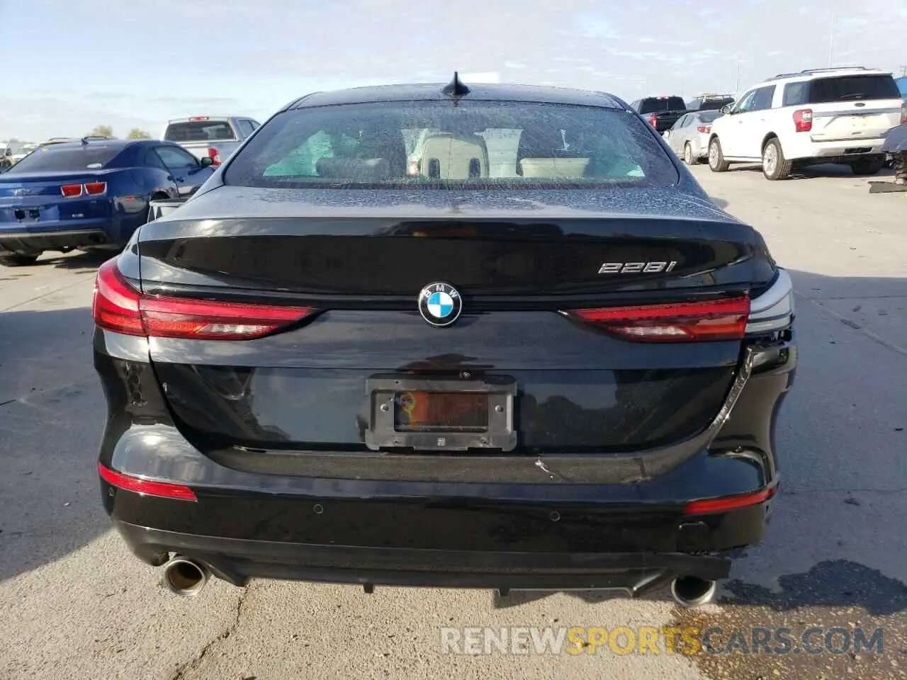 6 Photograph of a damaged car WBA53AK07P7M11037 BMW 2 SERIES 2023