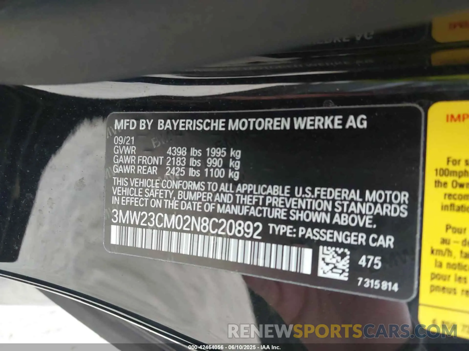 9 Photograph of a damaged car 3MW23CM02N8C20892 BMW 230 2022