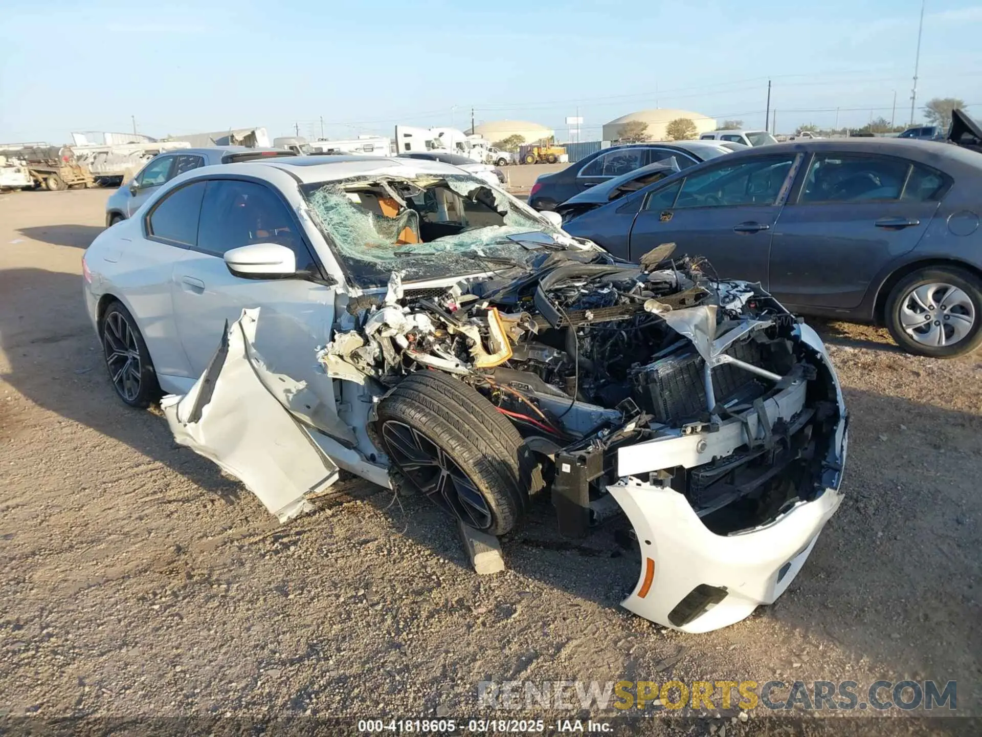 1 Photograph of a damaged car 3MW23CM07R8E47159 BMW 230 2024