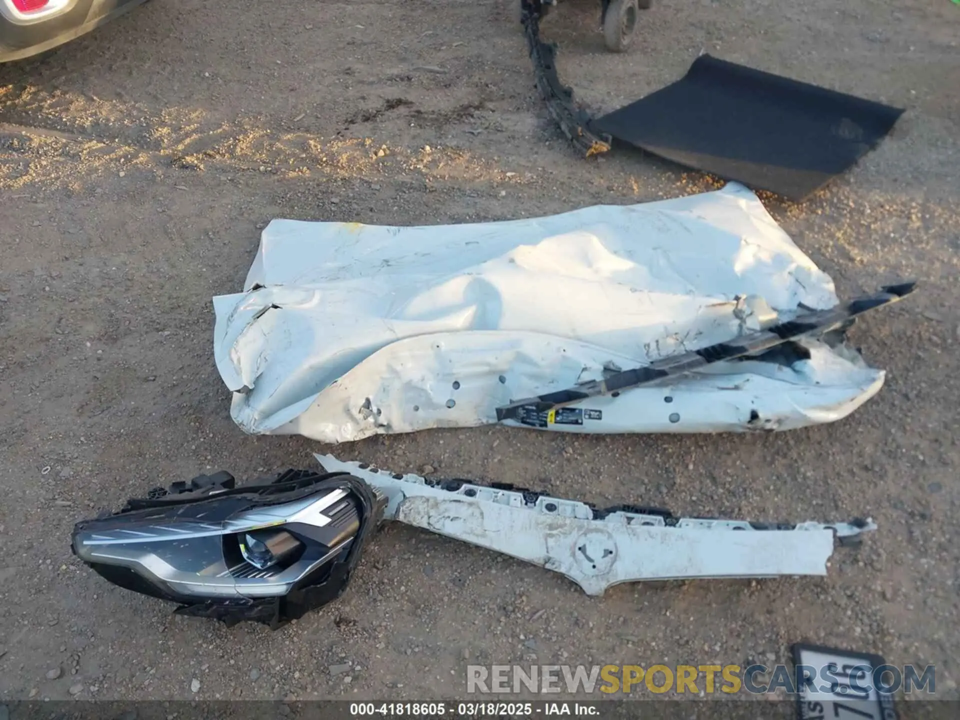11 Photograph of a damaged car 3MW23CM07R8E47159 BMW 230 2024