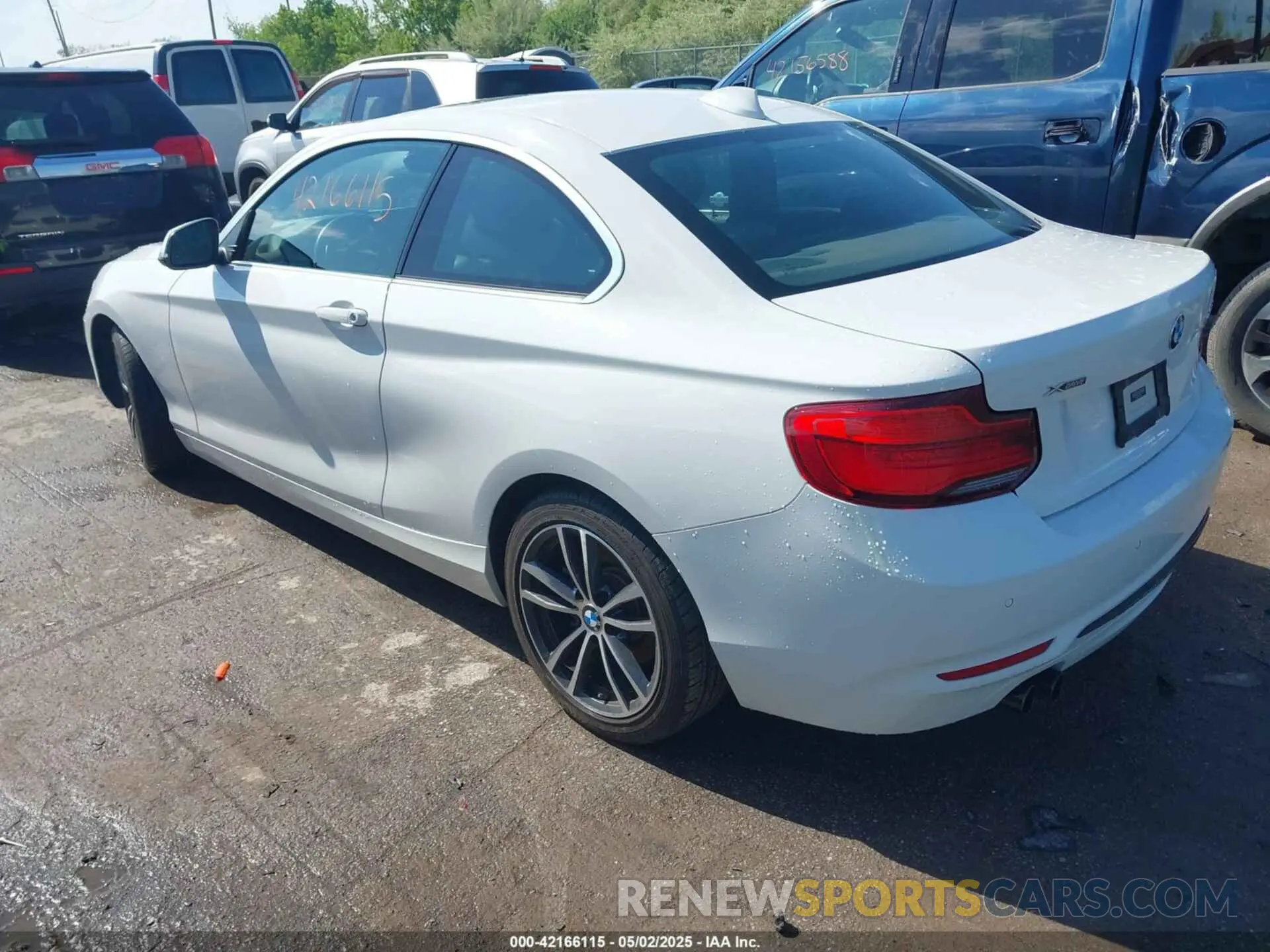 3 Photograph of a damaged car WBA2J3C53KVD49223 BMW 230I 2019