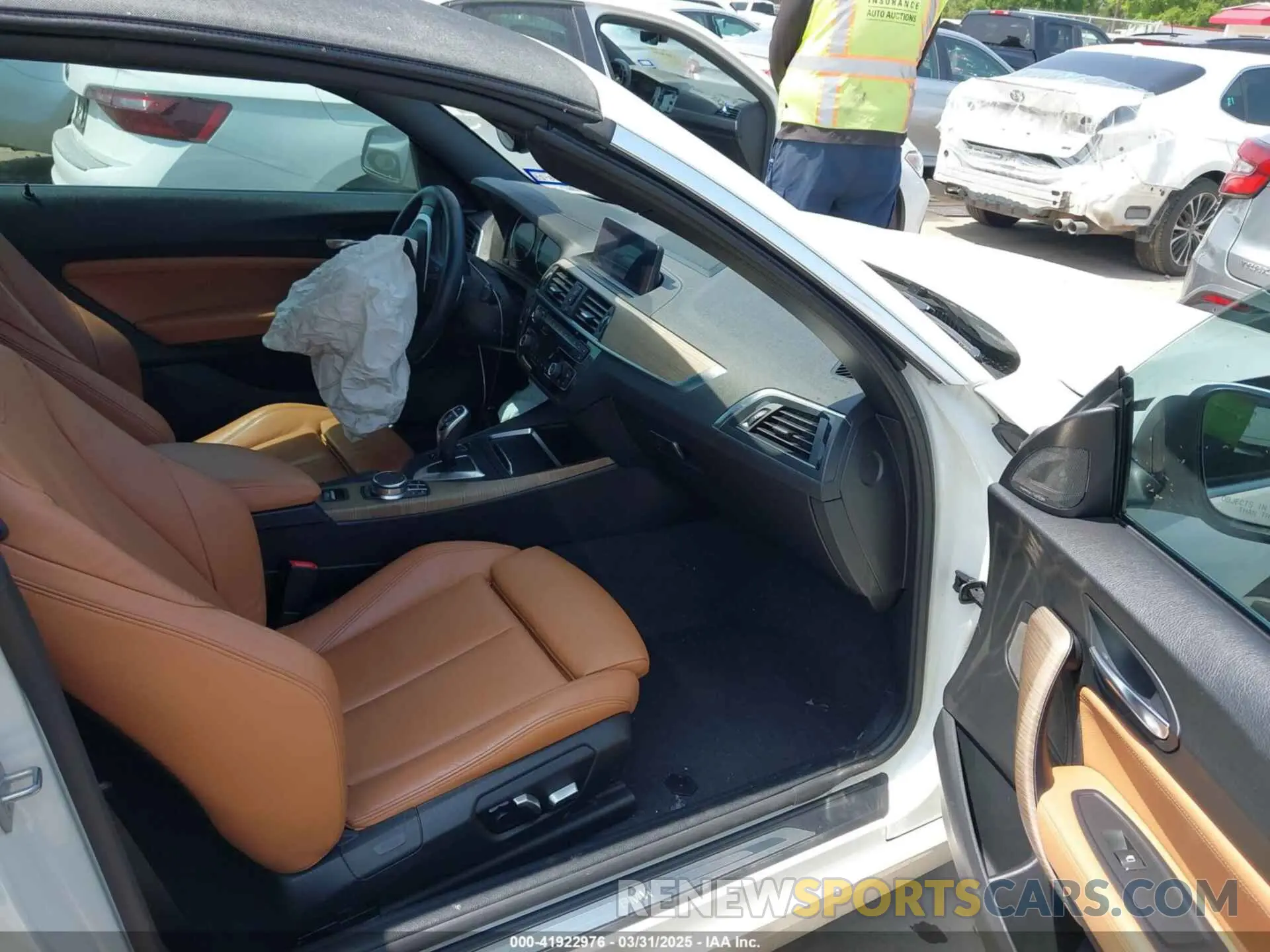 5 Photograph of a damaged car WBA2M7C56KVD52017 BMW 230I 2019