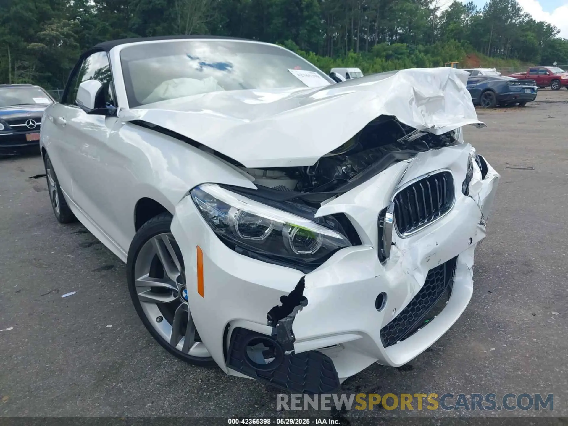 18 Photograph of a damaged car WBA2M7C59KVD51993 BMW 230I 2019