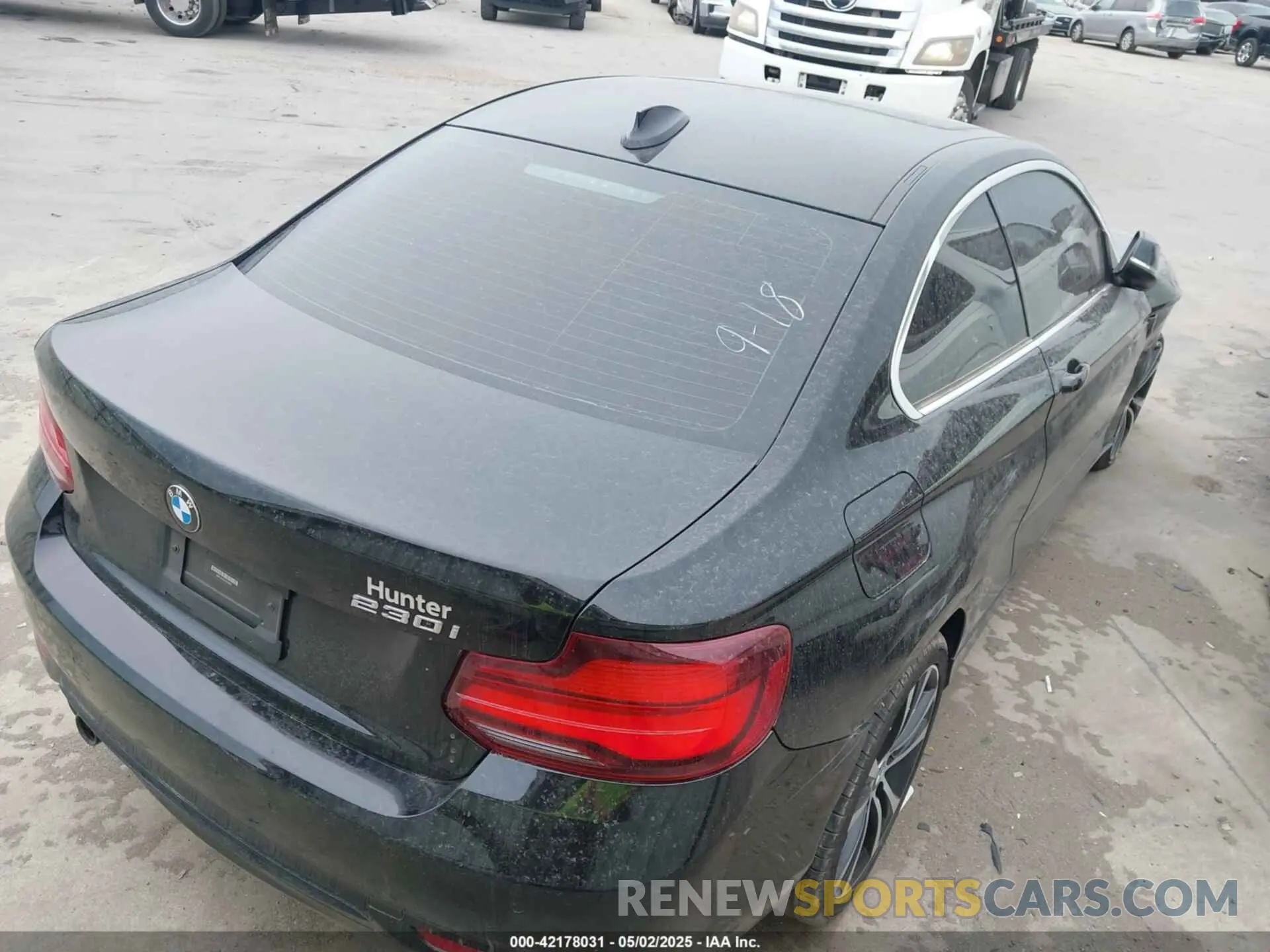 4 Photograph of a damaged car WBA2J1C03L7E53547 BMW 230I 2020
