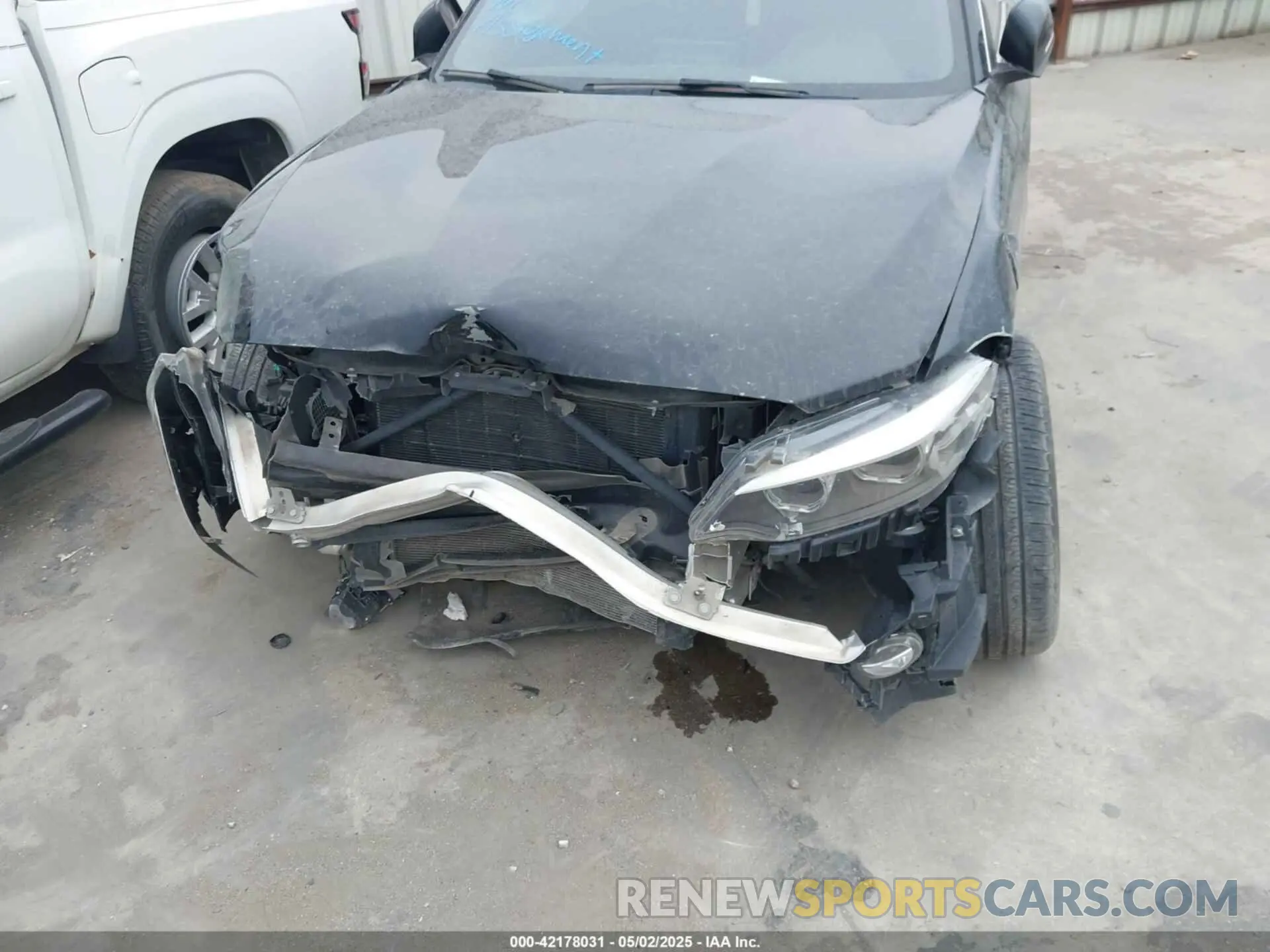 6 Photograph of a damaged car WBA2J1C03L7E53547 BMW 230I 2020