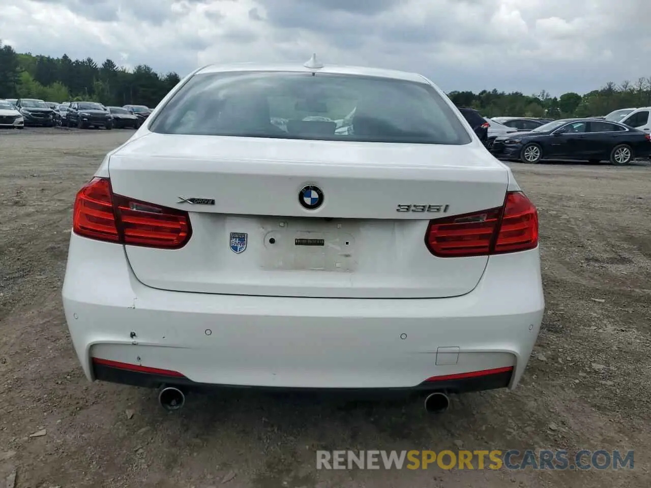 6 Photograph of a damaged car WBA3B9G5XENR90577 BMW 3 SERIES 2014
