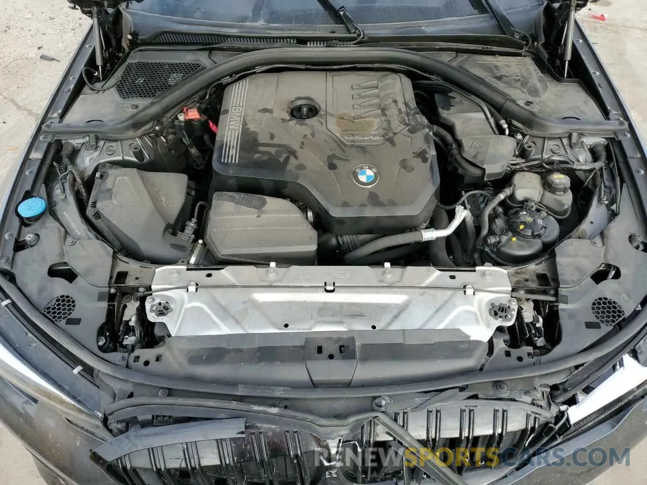 11 Photograph of a damaged car 3MW5R1J50K8B01198 BMW 3 SERIES 2019