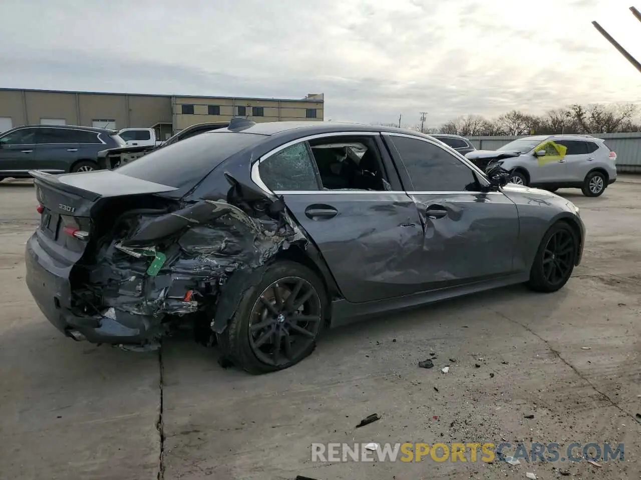 3 Photograph of a damaged car 3MW5R1J50K8B01198 BMW 3 SERIES 2019