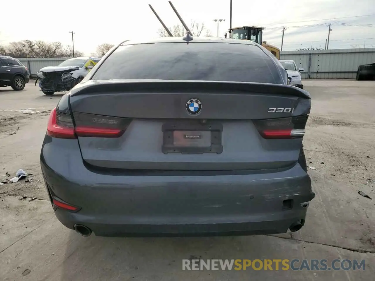 6 Photograph of a damaged car 3MW5R1J50K8B01198 BMW 3 SERIES 2019