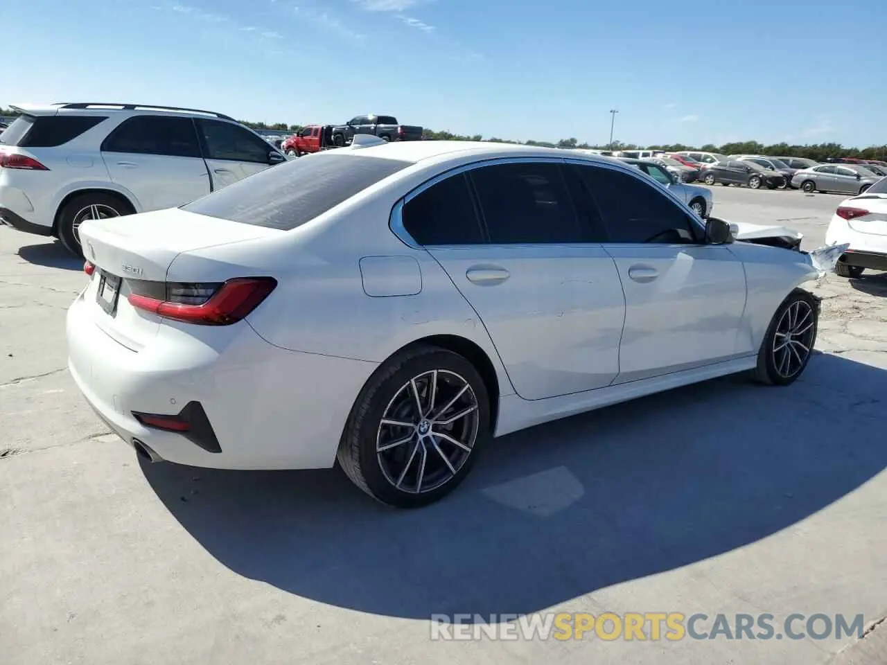 3 Photograph of a damaged car 3MW5R1J50K8B02707 BMW 3 SERIES 2019
