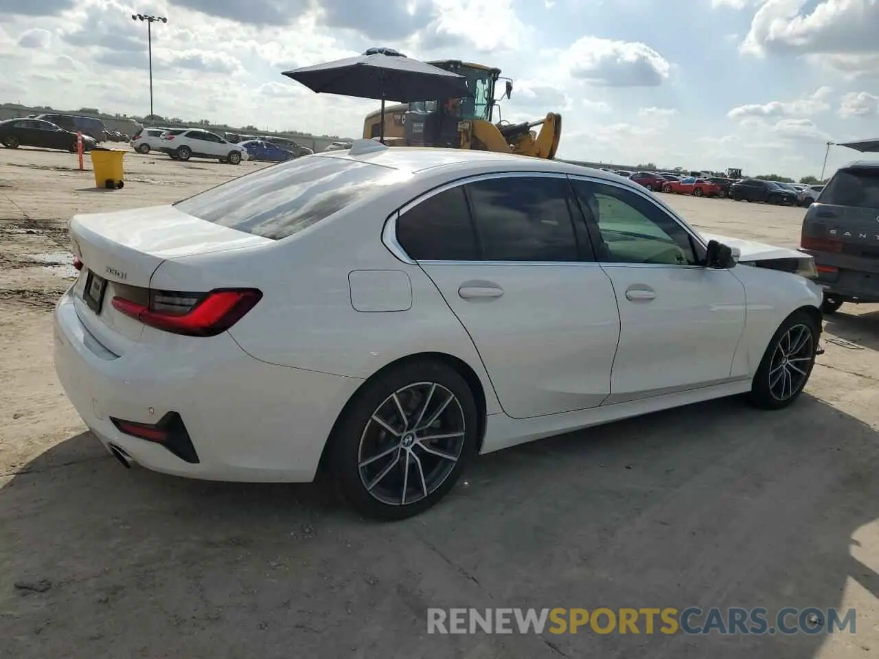 3 Photograph of a damaged car 3MW5R1J51K8B01887 BMW 3 SERIES 2019