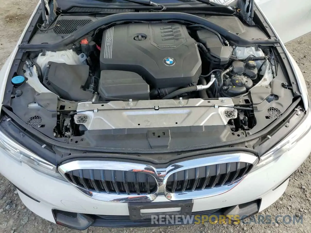 11 Photograph of a damaged car 3MW5R1J51K8B02182 BMW 3 SERIES 2019