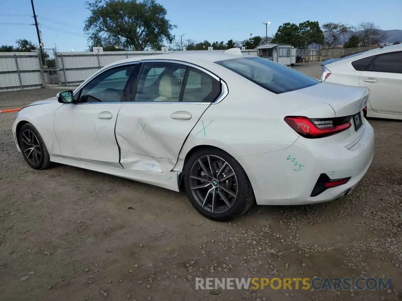 2 Photograph of a damaged car 3MW5R1J51K8B02182 BMW 3 SERIES 2019