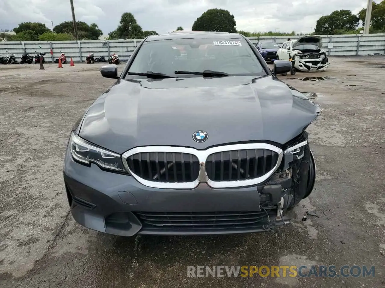 5 Photograph of a damaged car 3MW5R1J53K8A04254 BMW 3 SERIES 2019
