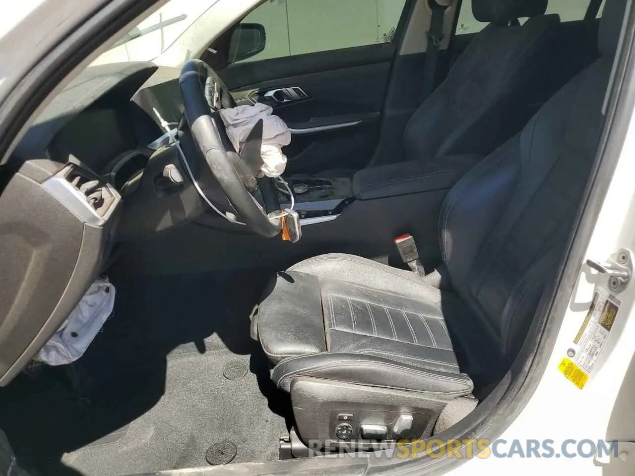 7 Photograph of a damaged car 3MW5R1J54K8A03761 BMW 3 SERIES 2019