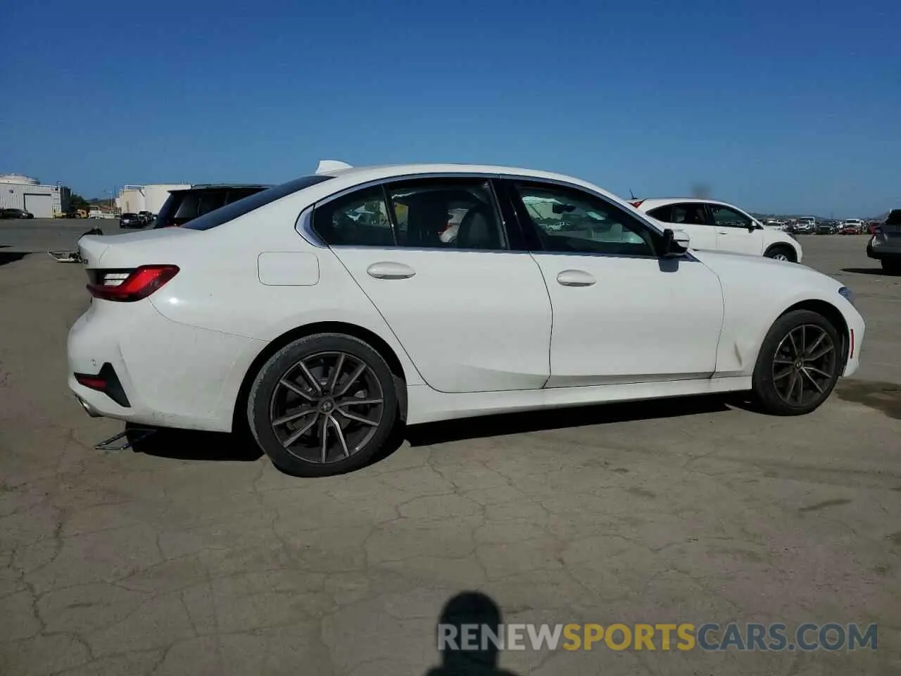 3 Photograph of a damaged car 3MW5R1J54K8A04070 BMW 3 SERIES 2019