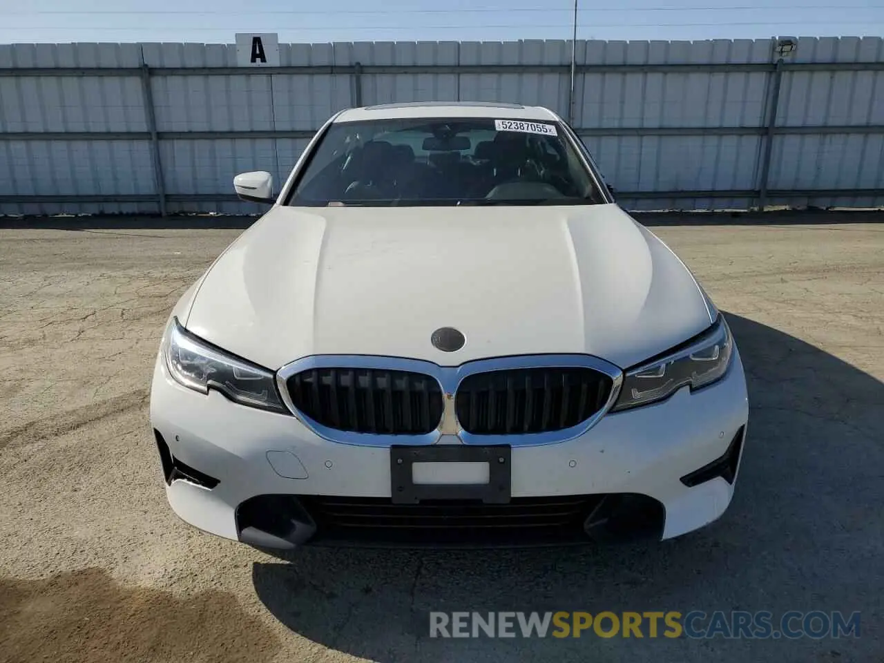 5 Photograph of a damaged car 3MW5R1J54K8A04070 BMW 3 SERIES 2019