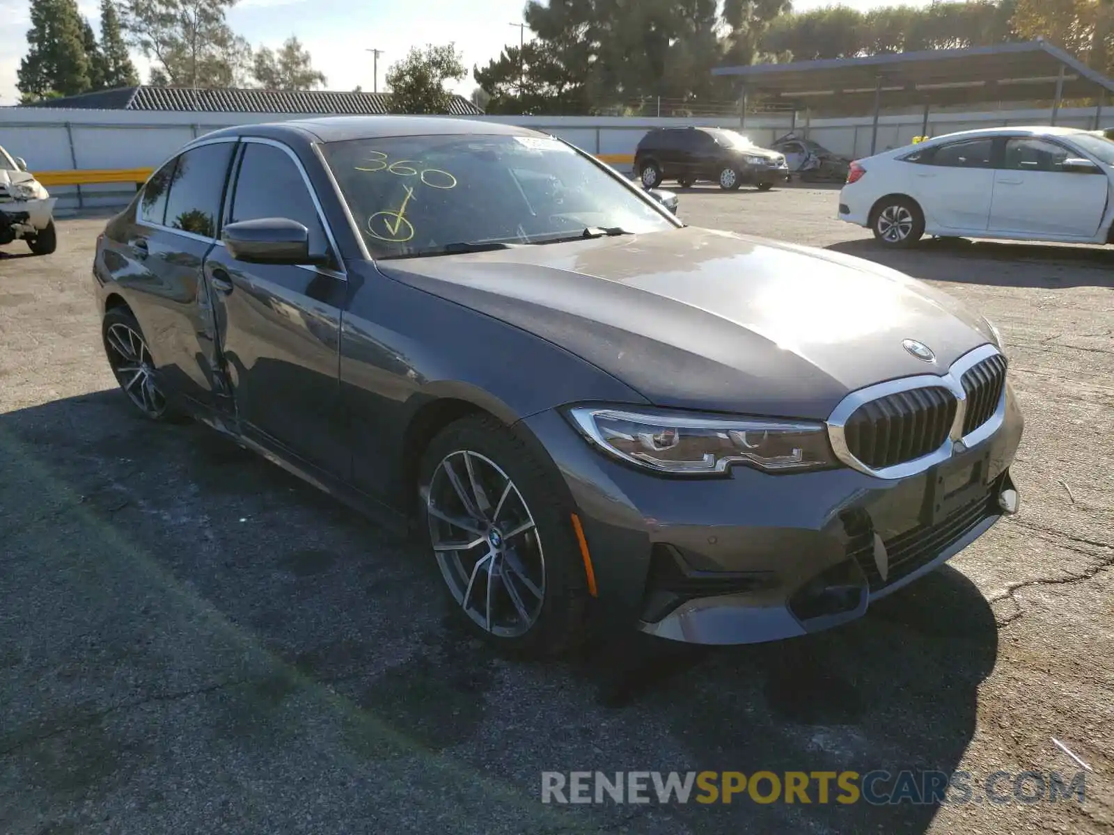 1 Photograph of a damaged car 3MW5R1J54K8B03620 BMW 3 SERIES 2019