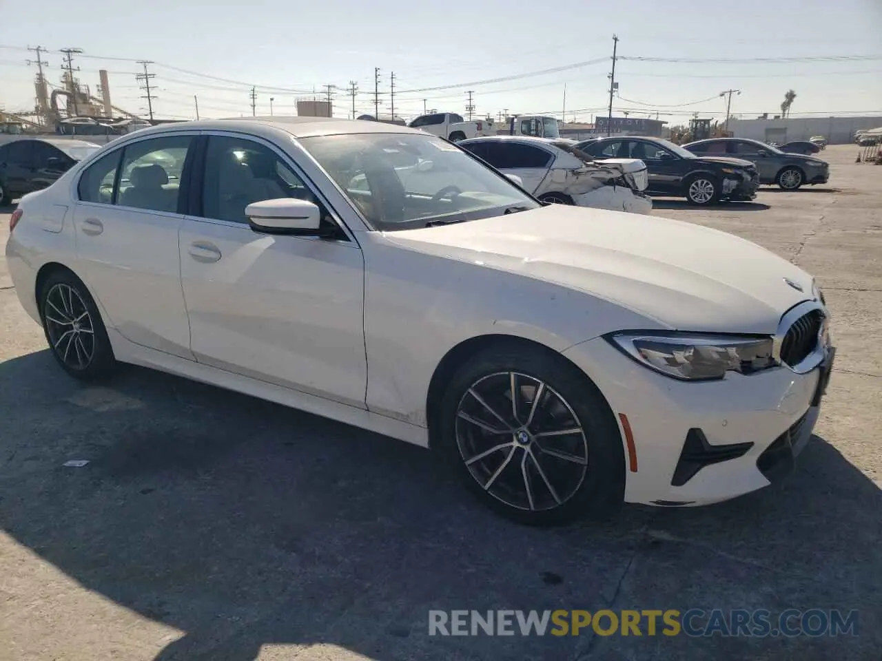 4 Photograph of a damaged car 3MW5R1J55K8B00872 BMW 3 SERIES 2019