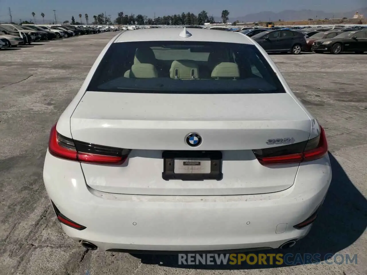 6 Photograph of a damaged car 3MW5R1J55K8B00872 BMW 3 SERIES 2019
