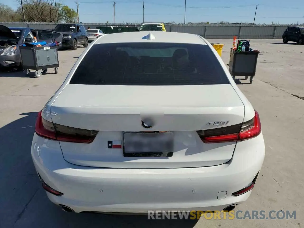 6 Photograph of a damaged car 3MW5R1J55K8B01407 BMW 3 SERIES 2019