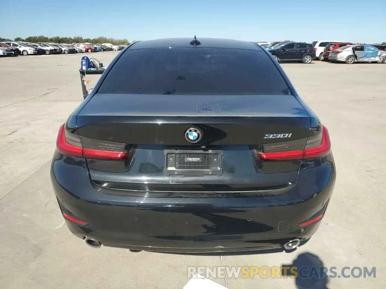 6 Photograph of a damaged car 3MW5R1J56K8A03860 BMW 3 SERIES 2019