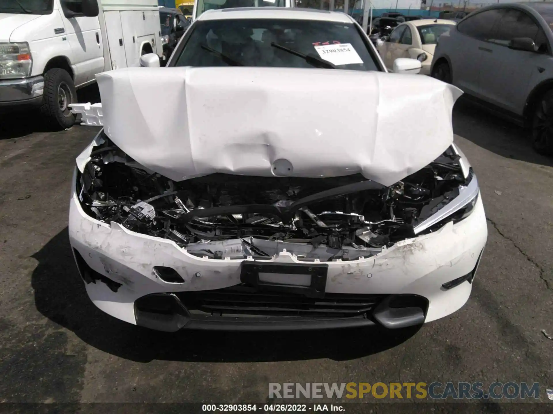 6 Photograph of a damaged car 3MW5R1J56K8B00864 BMW 3 SERIES 2019