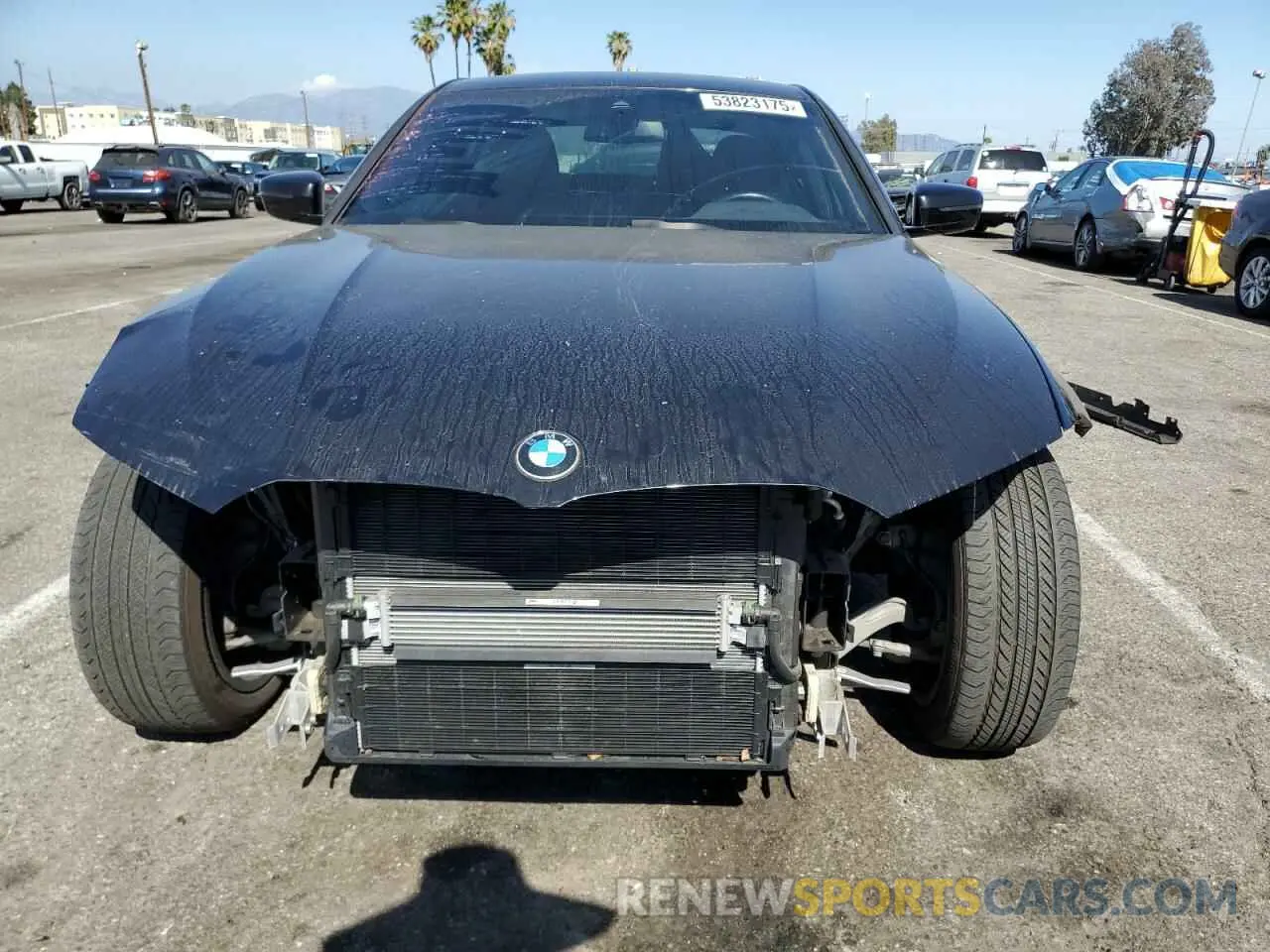 5 Photograph of a damaged car 3MW5R1J58K8B01384 BMW 3 SERIES 2019