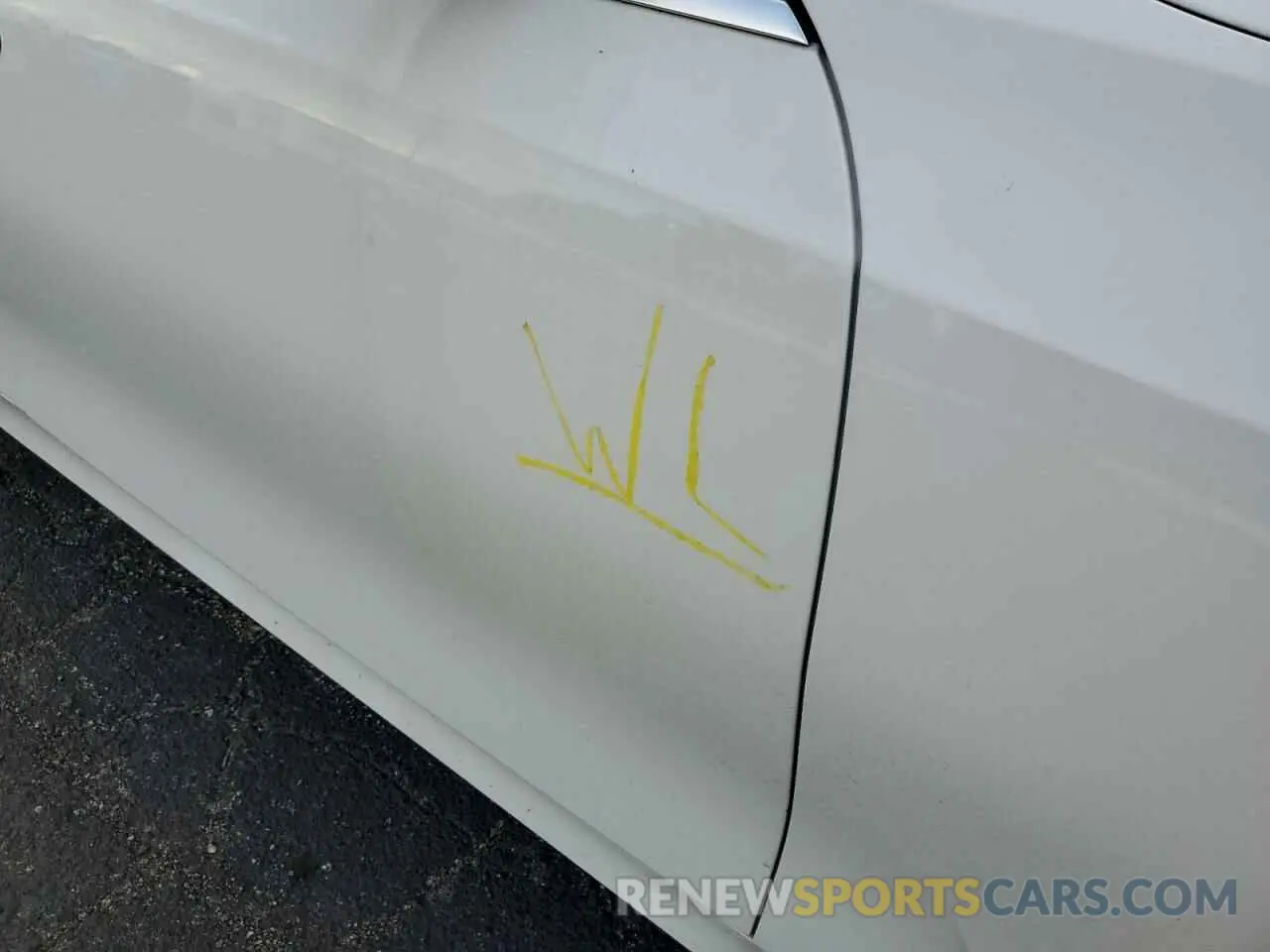 9 Photograph of a damaged car 3MW5R1J59K8A05666 BMW 3 SERIES 2019