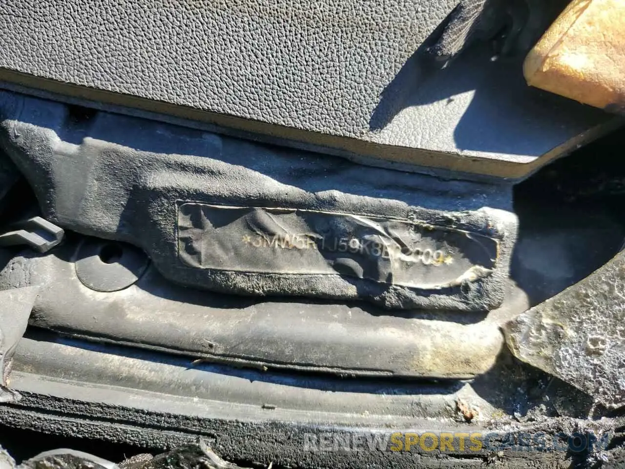 13 Photograph of a damaged car 3MW5R1J59K8B02009 BMW 3 SERIES 2019