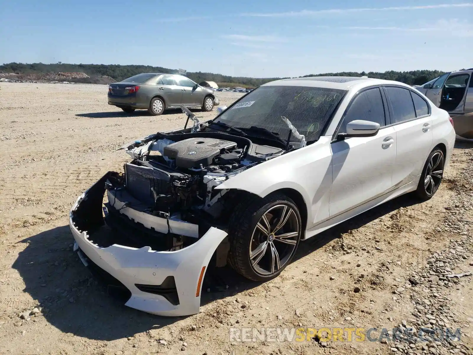 2 Photograph of a damaged car 3MW5R1J5XK8A03795 BMW 3 SERIES 2019