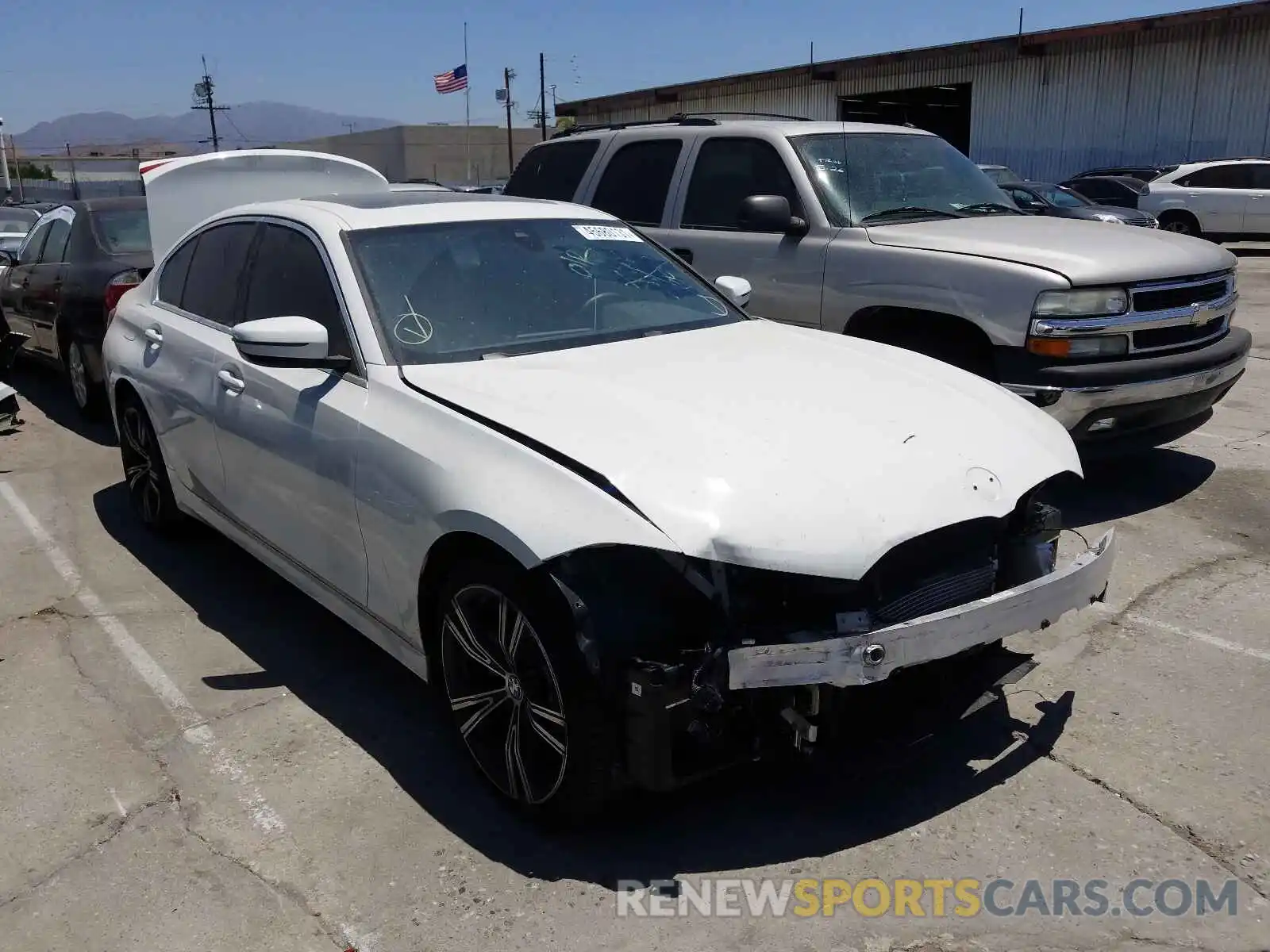 1 Photograph of a damaged car 3MW5R1J5XK8A04414 BMW 3 SERIES 2019