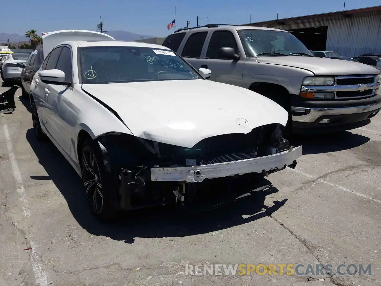 9 Photograph of a damaged car 3MW5R1J5XK8A04414 BMW 3 SERIES 2019