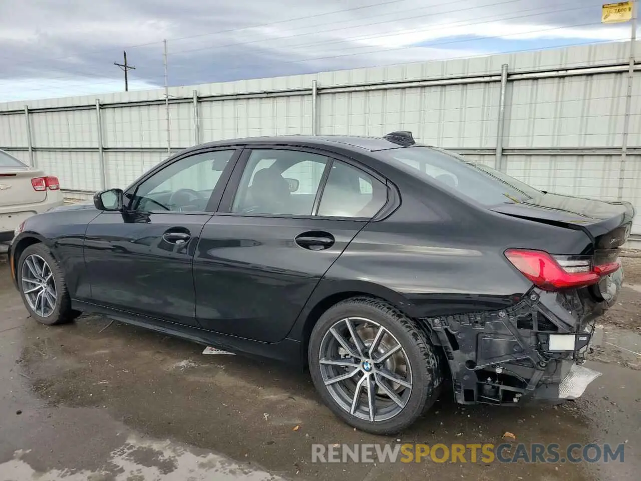 2 Photograph of a damaged car 3MW5R7J52K8A05284 BMW 3 SERIES 2019