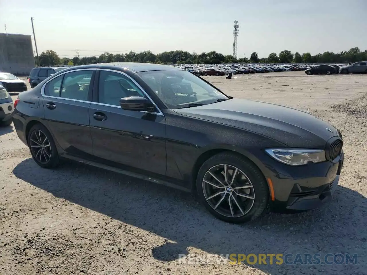 4 Photograph of a damaged car 3MW5R7J52K8B02100 BMW 3 SERIES 2019