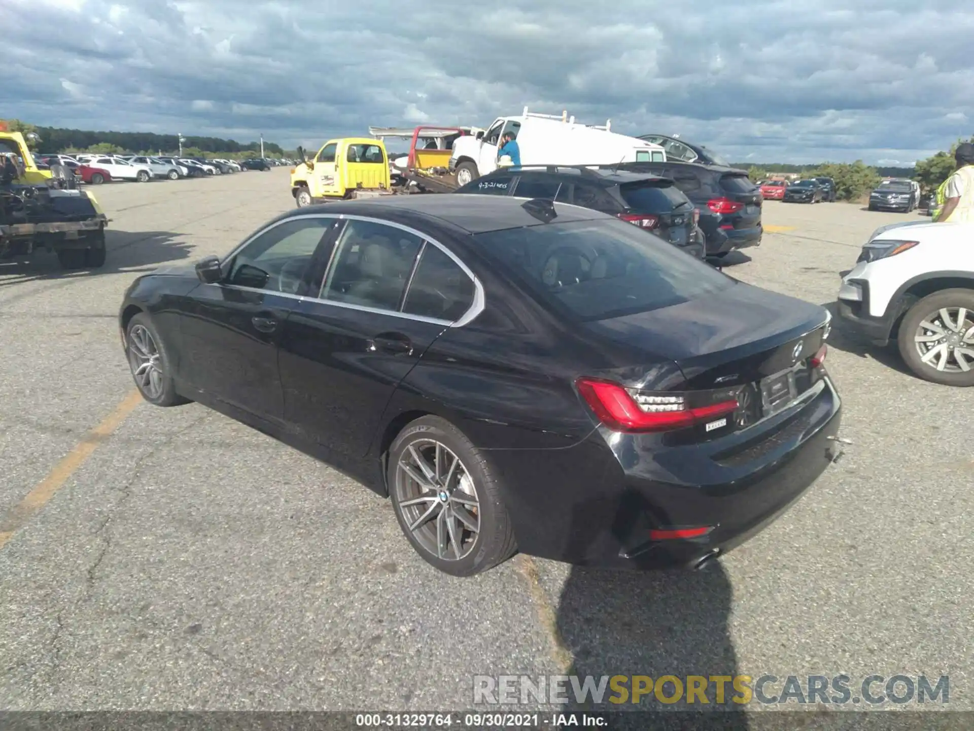 3 Photograph of a damaged car 3MW5R7J53K8B00520 BMW 3 SERIES 2019