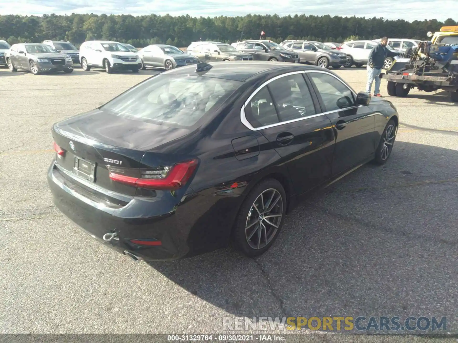 4 Photograph of a damaged car 3MW5R7J53K8B00520 BMW 3 SERIES 2019