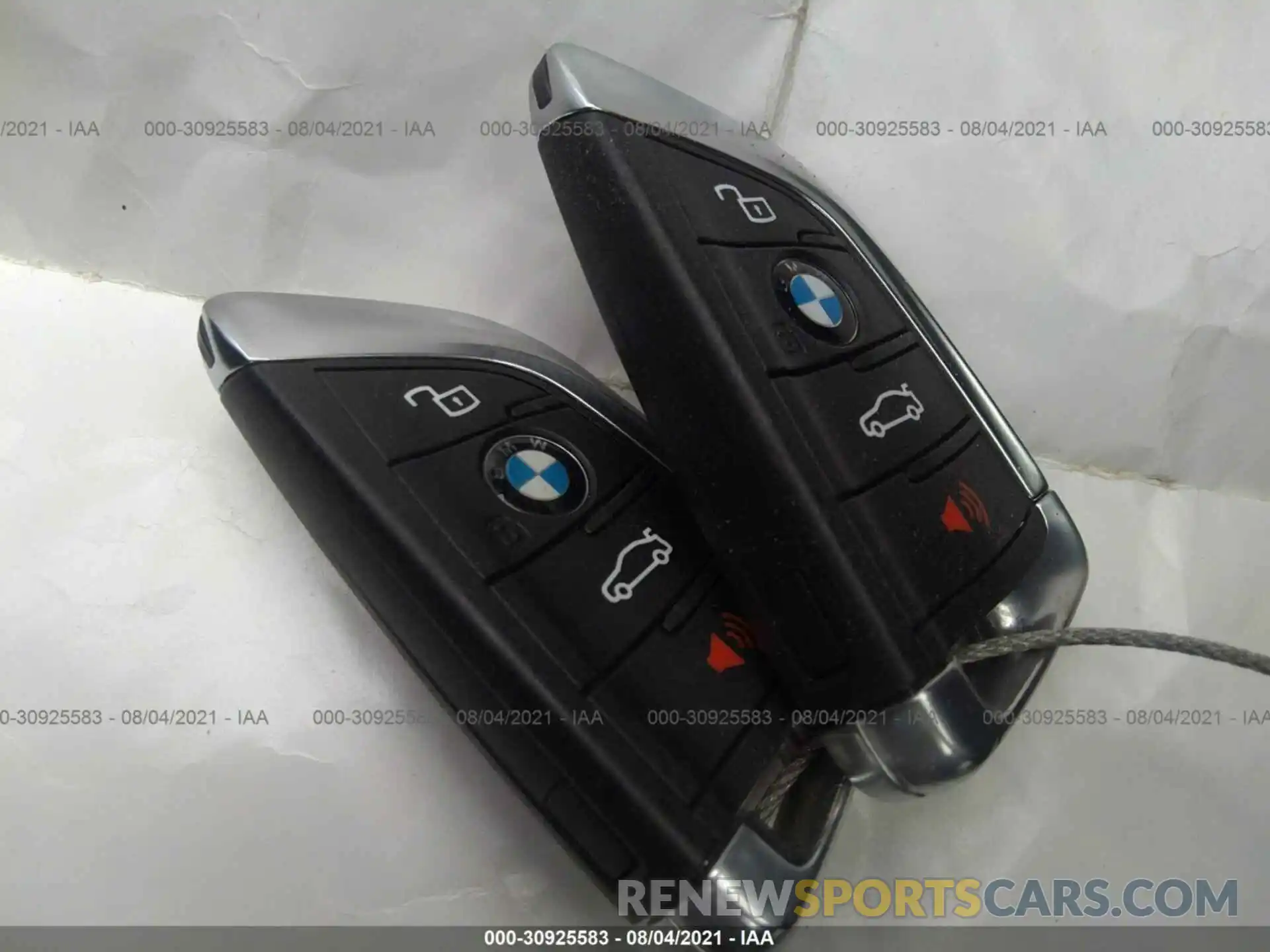 11 Photograph of a damaged car 3MW5R7J55K8B02138 BMW 3 SERIES 2019