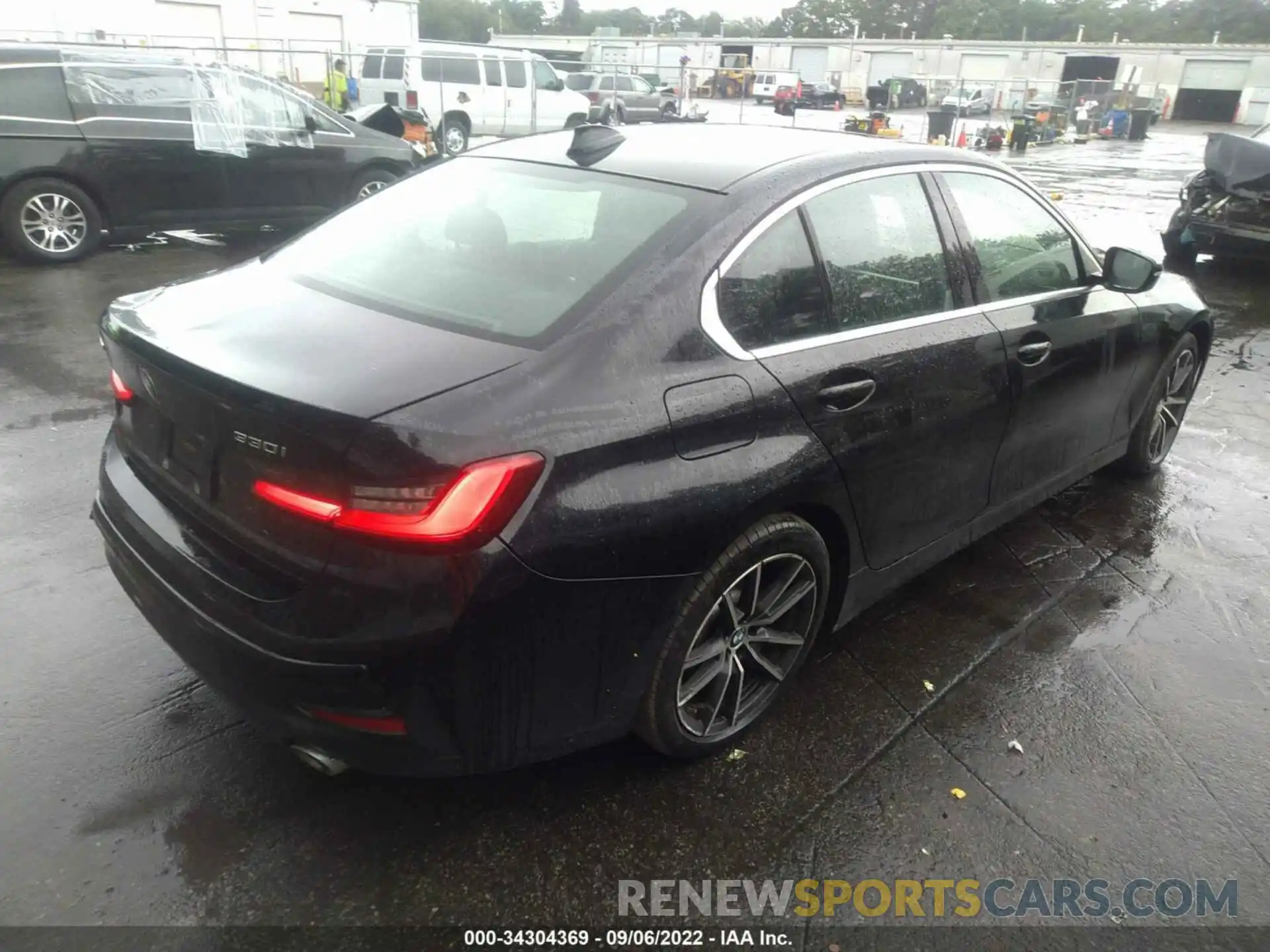 4 Photograph of a damaged car 3MW5R7J57K8B00164 BMW 3 SERIES 2019