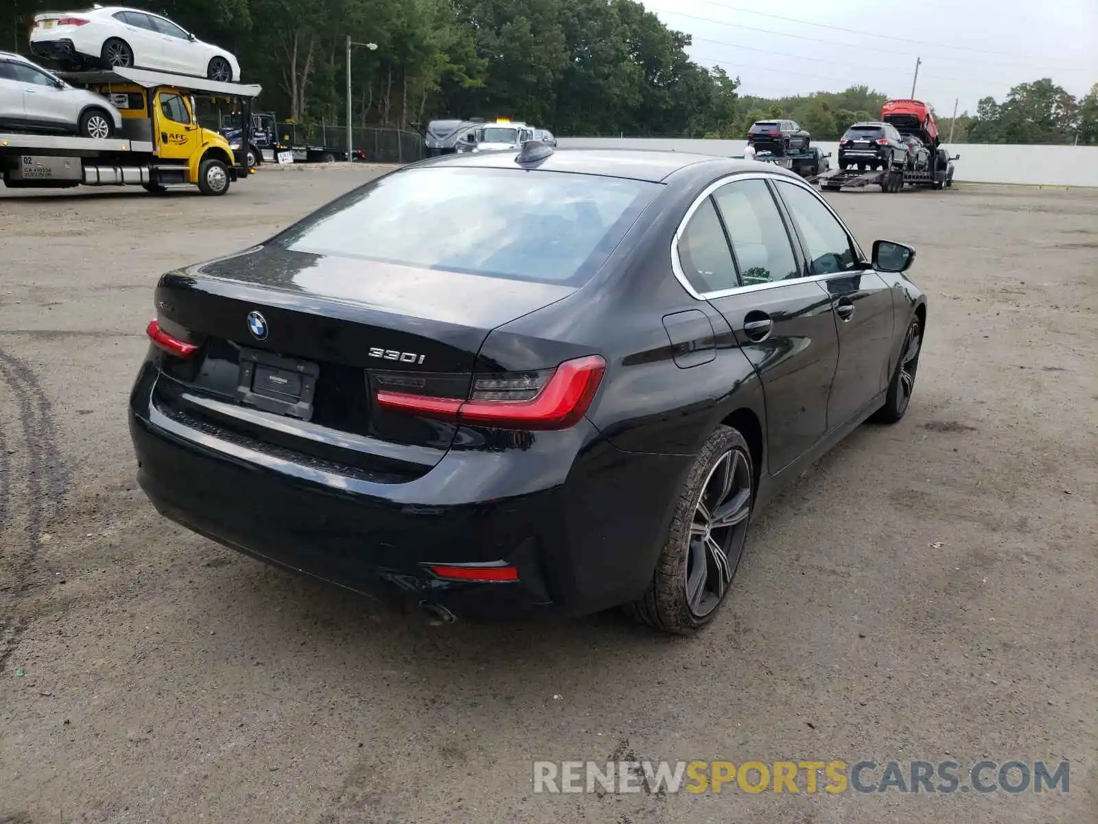 4 Photograph of a damaged car 3MW5R7J58K8B02277 BMW 3 SERIES 2019