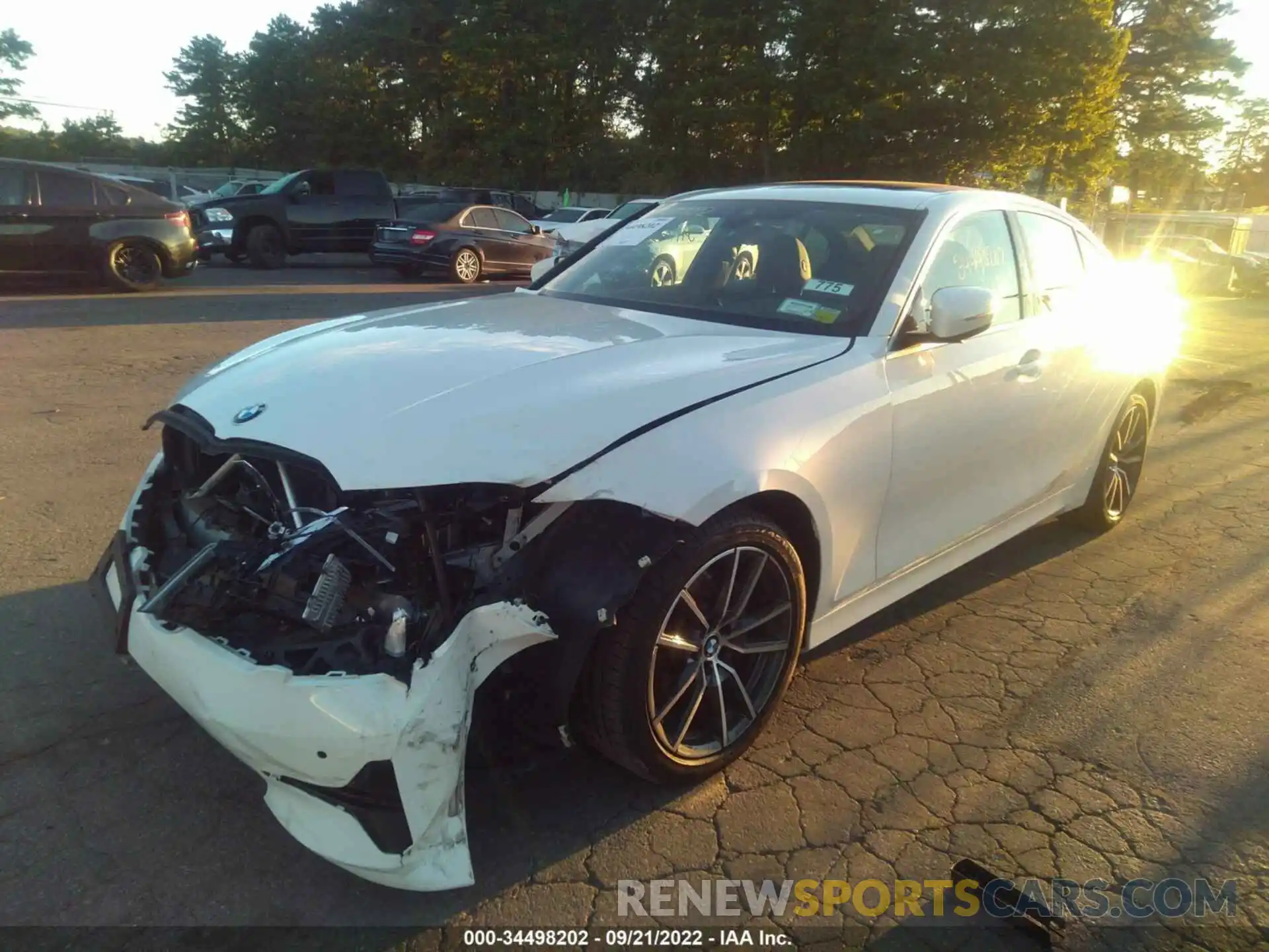 2 Photograph of a damaged car 3MW5R7J59K8B00313 BMW 3 SERIES 2019